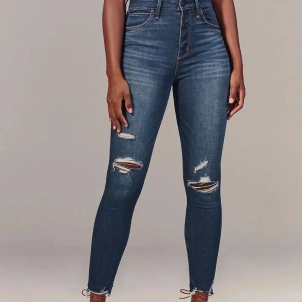 Abercrombie & Fitch Women's Skinny Ripped Dark Blue Jeans